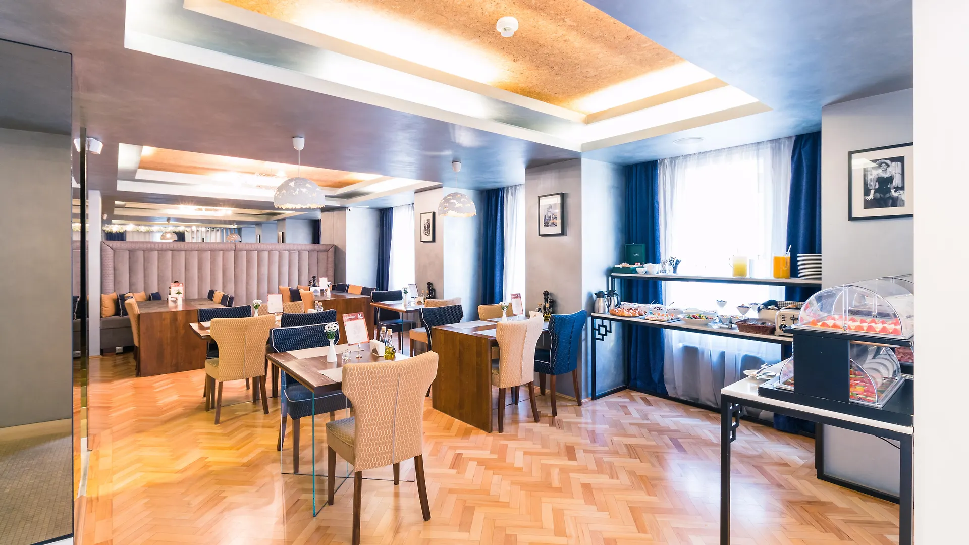 Venis Boutique Hotel Bucharest 4*,  Romania